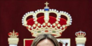 Chac&oacute;n visita el puesto de mando de la UME en Laza (Ourense)