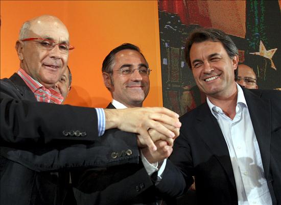 CiU irrita al PSC al atacar a Montilla 24 horas despu&eacute;s de prometer juego limpio