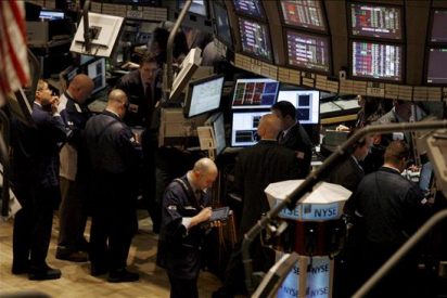 El Dow Jones se recupera en el &uacute;ltimo momento y cierra con avance del 0,21%