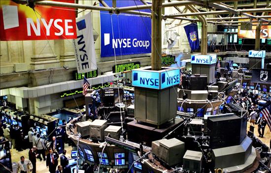 Wall Street abre con una bajada del 0,11 por ciento pese al buen dato de inicio de viviendas