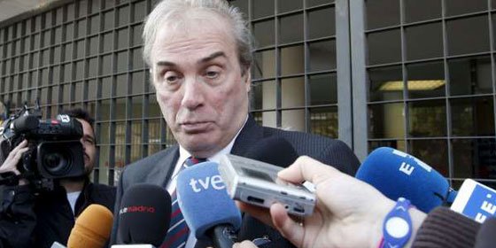 P&uacute;blico tacha a Neira de "juguete roto"