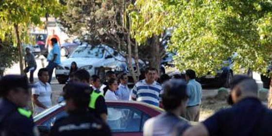 Batalla campal entre ecuatorianos y Polic&iacute;a Municipal en la Casa de Campo deja cuatro agentes heridos