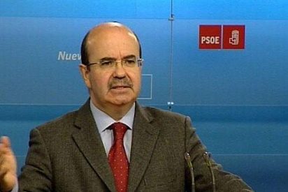Zarr&iacute;as avanza que en 2011 no habr&aacute; Plan E