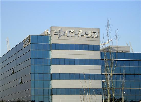Cepsa gan&oacute; 328 millones hasta septiembre, el 55 por ciento m&aacute;s, sin contar inventarios