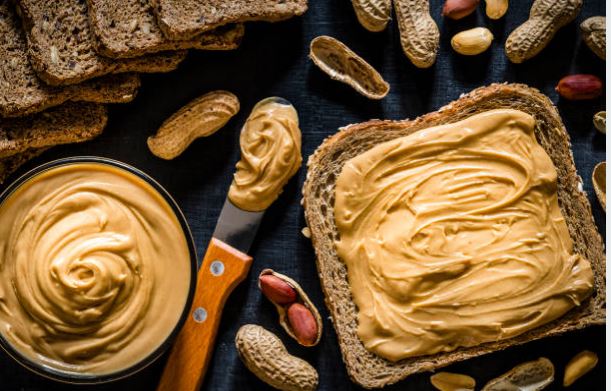 crema de cacahuetes casera