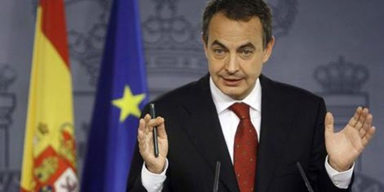 David Gistau: &laquo;Un poco m&aacute;s y [Zapatero] nos promete cinco cent&iacute;metros m&aacute;s de picha a los espa&ntilde;oles&raquo;