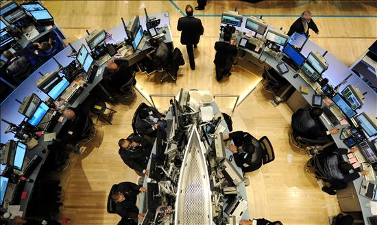 El Dow Jones de Industriales baja el 0,35 por ciento hacia la media sesi&oacute;n