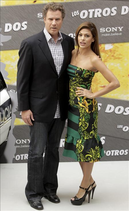 Eva Mendes y Will Ferrer presentan en Madrid "Los otros dos", una comedia polic&iacute;aca
