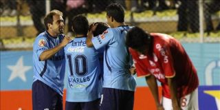 El Bol&iacute;var logra un ag&oacute;nico triunfo y se acerca al l&iacute;der del Clausura boliviano
