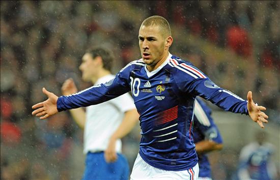 1-2. Benzema proyecta a Francia, que deja en evidencia a Inglaterra