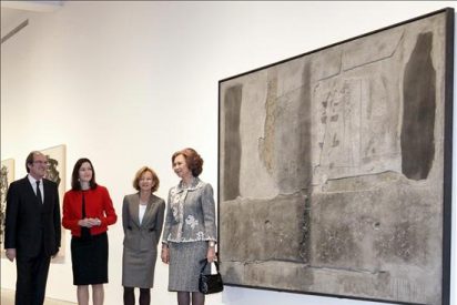 El Museo Reina Sof&iacute;a celebra veinte a&ntilde;os con su futura ley como regalo