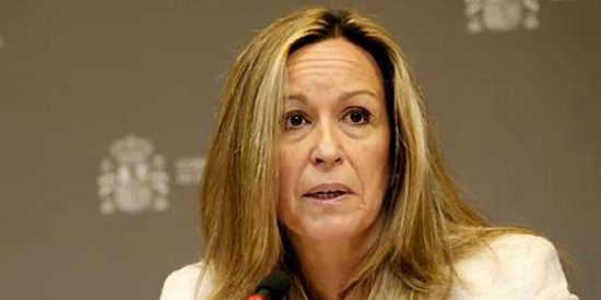 Trinidad Jim&eacute;nez ningunea a los activistas pro saharauis