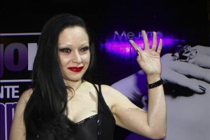 Alaska sobre Intereconom&iacute;a: "Si tengo una cadena hago lo que me sale del co&ntilde;o. Con la ley en la mano cada uno que diga lo que quiera"