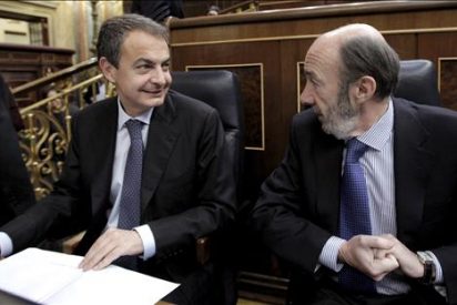 Zapatero no es la soluci&oacute;n, sino el problema