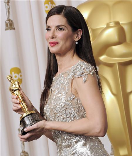 Sandra Bullock es la "mujer del a&ntilde;o", seg&uacute;n la revista People