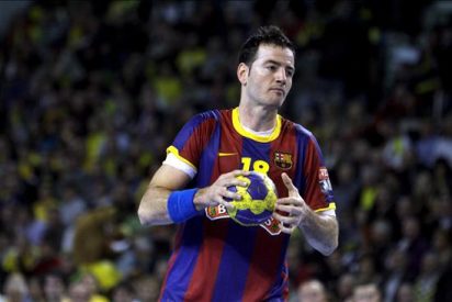 26-29. El Barcelona sufre con el Ademar pero jugar&aacute; la final con el Ciudad Real