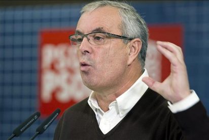 V&aacute;zquez califica las agresiones a sus sedes de "atentados terroristas"