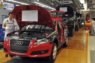 &iquest;C&oacute;mo es el mantenimiento de un coche el&eacute;ctrico?