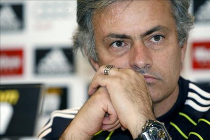 Mourinho descarta a Lass y cita a Canales