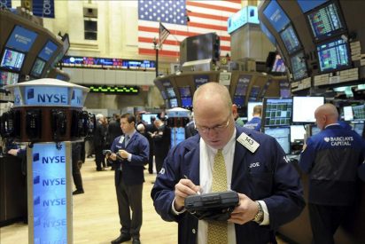 Wall Street cierra con un descenso del 0,11 por ciento en el Dow Jones de Industriales