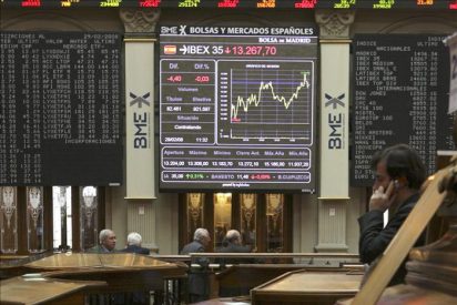La bolsa espa&ntilde;ola cae tras la apertura y el IBEX 35 pierde el 0,36 por ciento