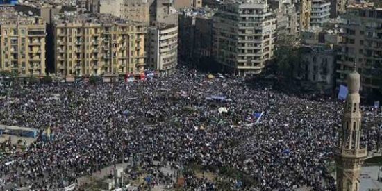 Más de un millón de manifestantes en la plaza Tahrir de El Cairo