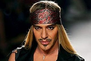 Arrestan al dise&ntilde;ador John Galiano por proferir insultos antisemitas