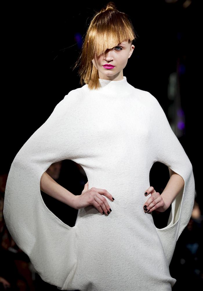 Fatima Lopes abre el Pr&ecirc;t-&agrave;-Porter de Par&iacute;s, marcado por la ca&iacute;da de Galliano