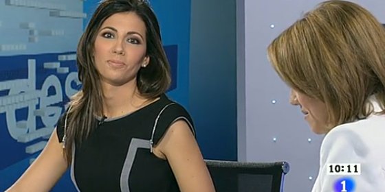 Cospedal le baja los humos a Ana Pastor a cuenta del sectarismo de los informativos de TVE