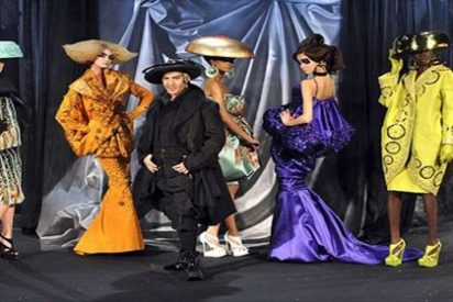 John Galliano, despedido de su propia firma