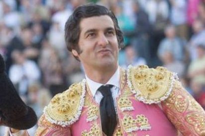 Morante da una lecci&oacute;n y sale a hombros