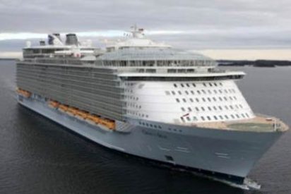 Un crucero rescata a nueve balseros cubanos cerca de Florida