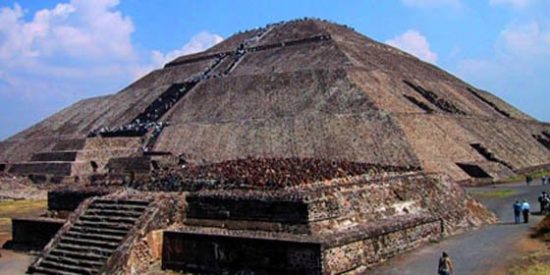 Descubren 'tesoro' en Teotihuac&aacute;n