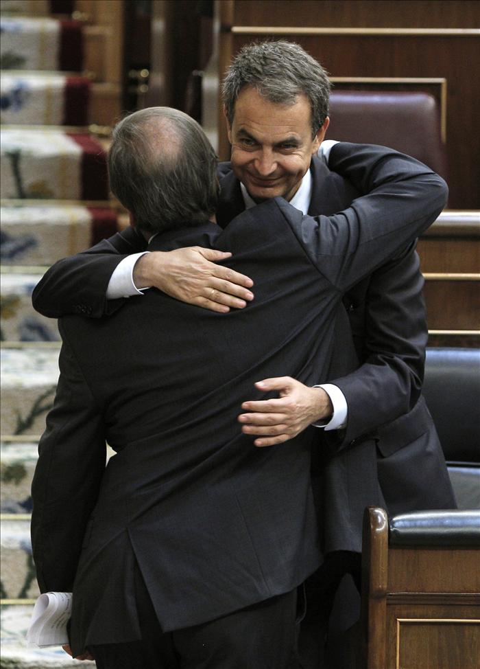 La votación de las resoluciones cierra el debate de las despedidas a Zapatero