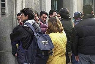 Cae una red que estafaba a inmigrantes con sellos falsos para su legalizaci&oacute;n