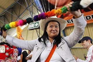 Per&uacute; al borde del colapso electoral: una batalla voto a voto desata el caos pol&iacute;tico