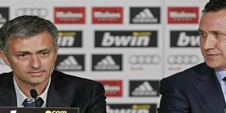 Mourinho: "No estoy feliz con la salida de Valdano, estoy feliz con la nueva organizaci&oacute;n del club"