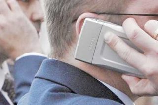 La OMS dice por primera vez que los m&oacute;viles pueden causar c&aacute;ncer