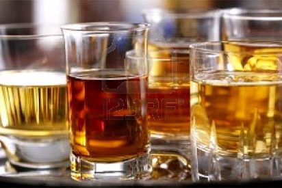Vasos de whisky.