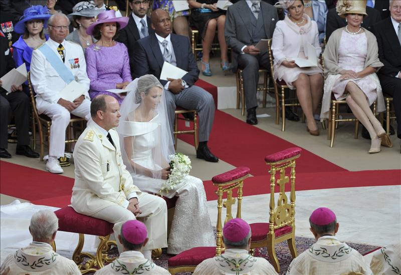 Cinco a&ntilde;os de noviazgo y dos bodas para afianzar el futuro de M&oacute;naco