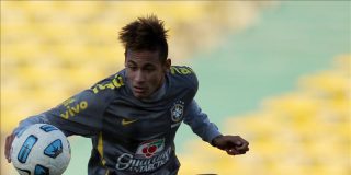 Representante de Neymar confirma reuni&oacute;n con Real Madrid y acuerdo de salario