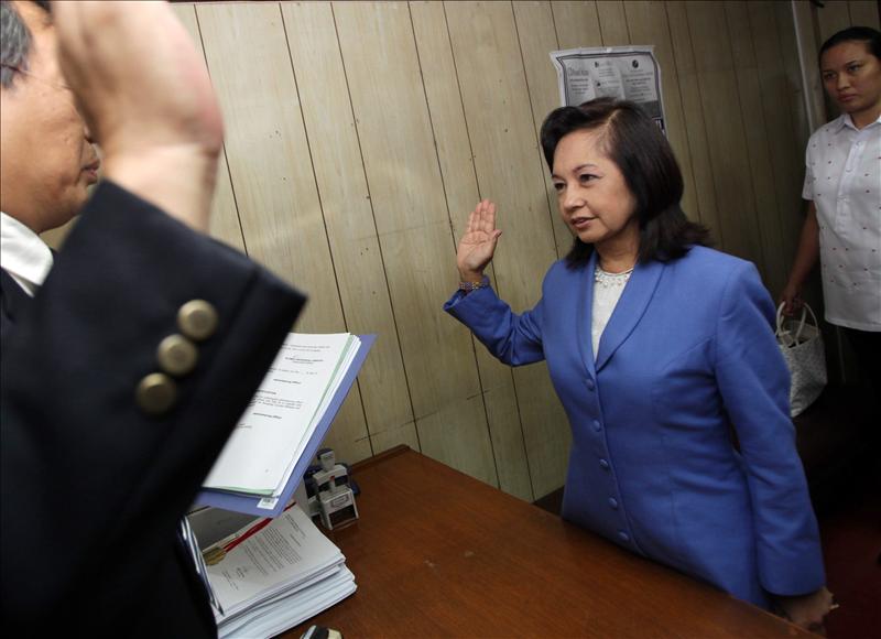 La expresidenta filipina se enfrenta a una nueva denuncia por malversaci&oacute;n