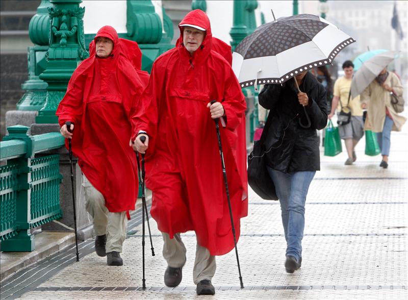 El calor o la lluvia ponen en alerta a cuatro comunidades autónomas