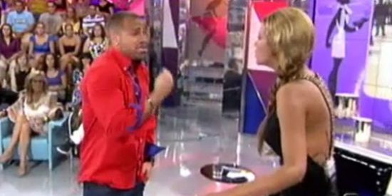 Rafa Mora expulsado de 'S&aacute;lvame Deluxe' por una violenta bronca con Tamara Gorro: "T&uacute; no sabes ni chuparla. &iexcl;Guarra!"