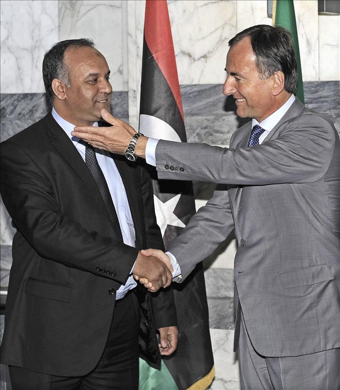 Italia desbloquea quinientos millones de euros para Libia