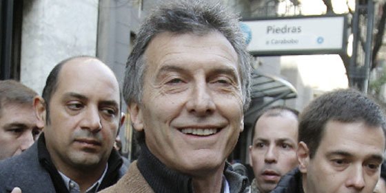 El opositor Macri repite por amplia mayoría como alcalde de Buenos Aires