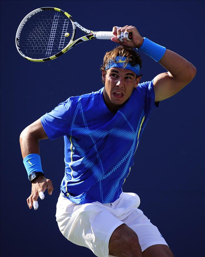 Nadal recobra las buenas sensaciones ante Mahut, que abandona