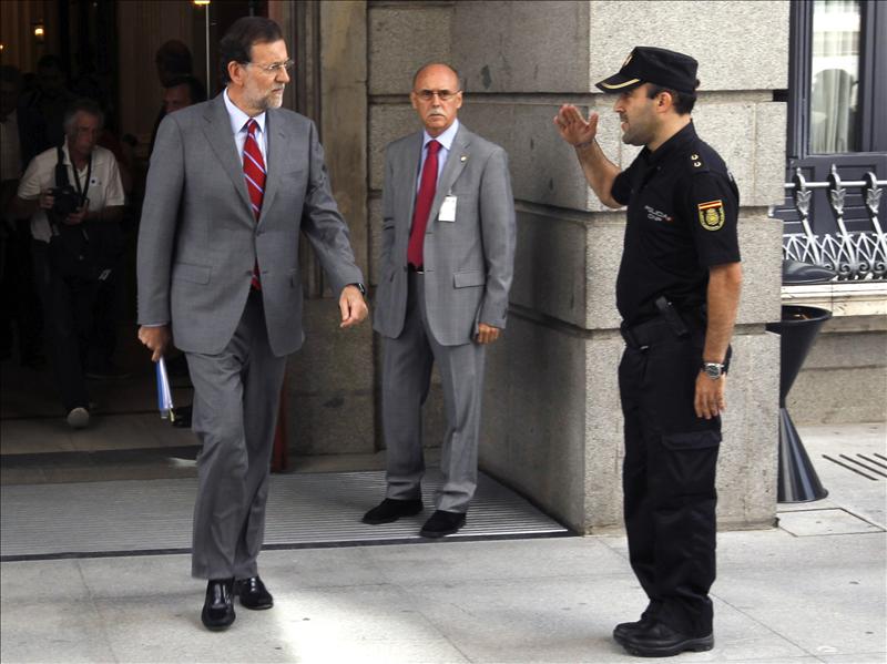 Rajoy inicia hoy el curso político con la confianza de mudarse en 3 meses a Moncloa