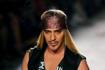El modista John Galliano evita la c&aacute;rcel pero deber&aacute; pagar 6.000 euros por insultos racistas