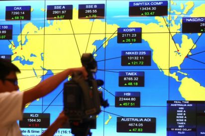 El &iacute;ndice Hang Seng baj&oacute; 768,86 puntos, 4,08 por ciento a media sesi&oacute;n